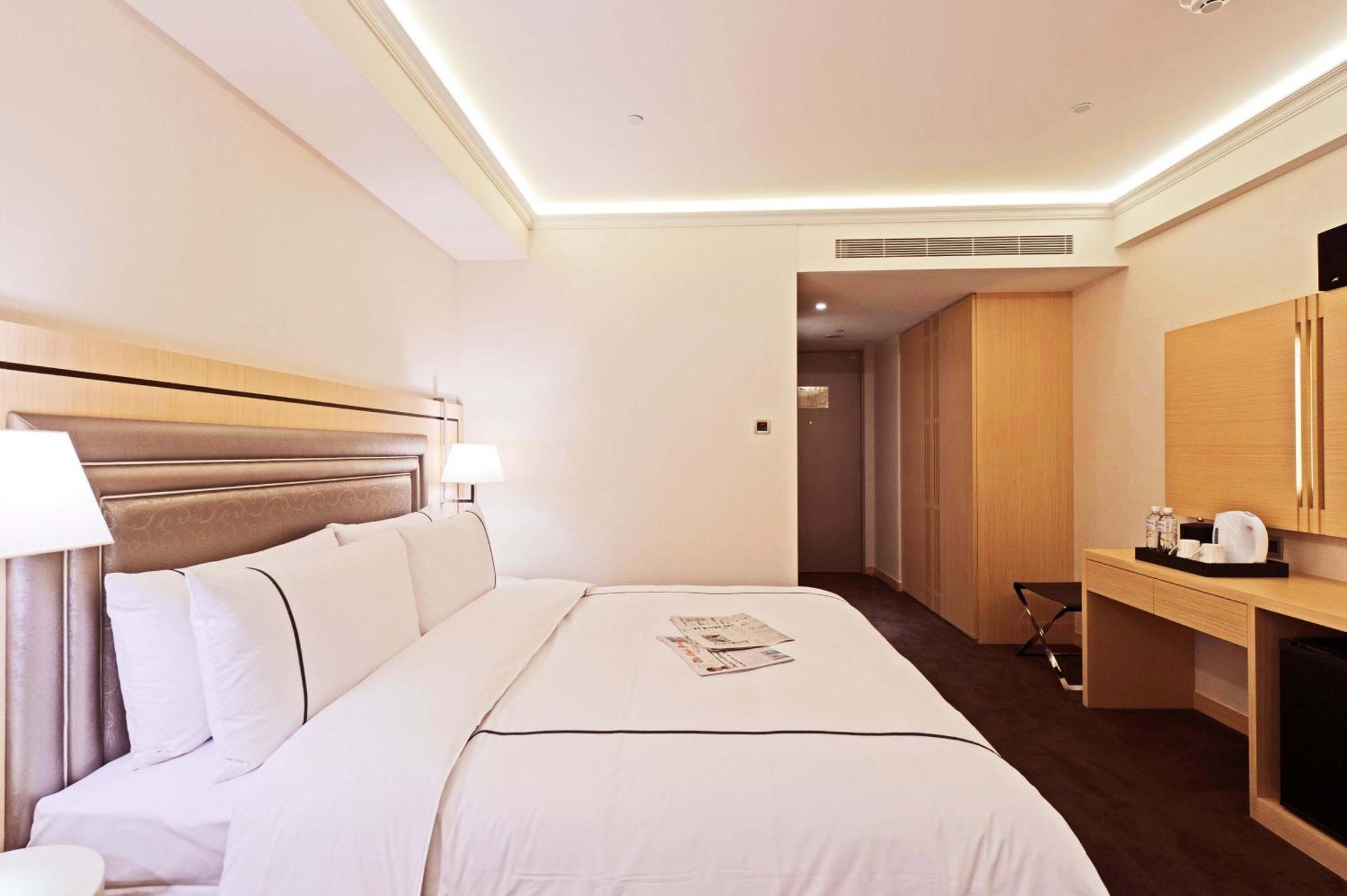 K Hotel Taipei Songjiang Buitenkant foto